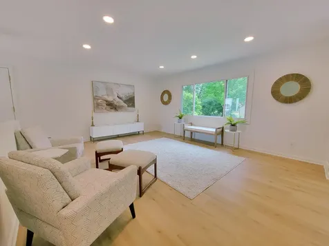 3949 Winnetka Avenue N New Hope MN 55427