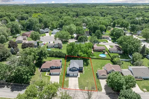 1065 Barney Street Owatonna MN 55060