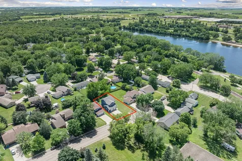 1065 Barney Street Owatonna MN 55060