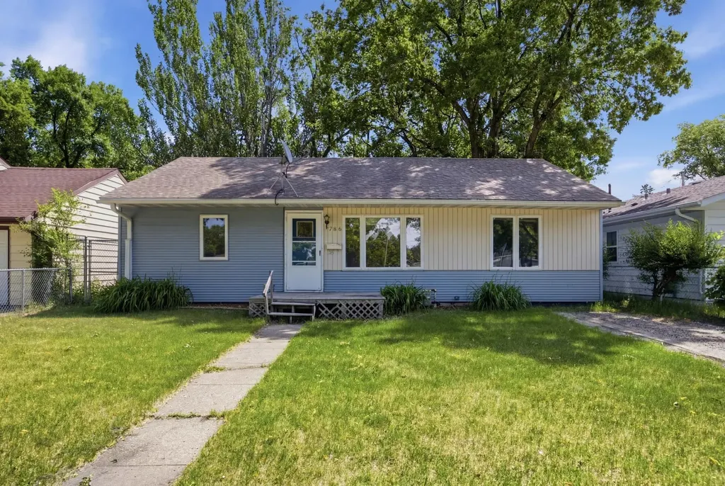 708 19th Street N Moorhead MN 56560
