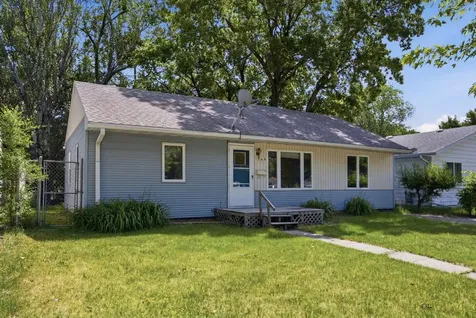 708 19th Street N Moorhead MN 56560