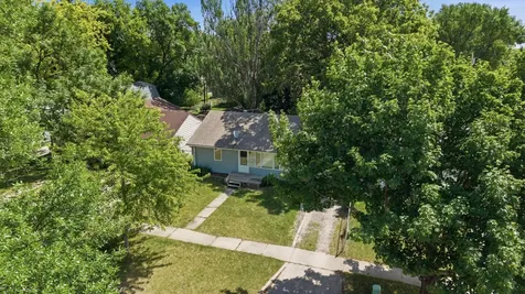 708 19th Street N Moorhead MN 56560