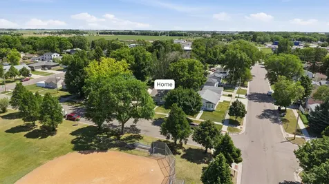 708 19th Street N Moorhead MN 56560