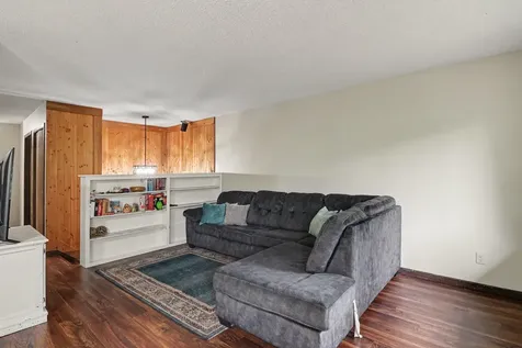 4490 Woodgate Point Eagan MN 55122