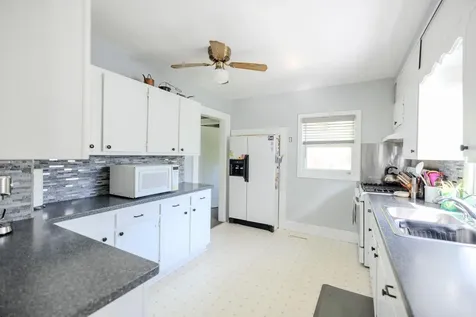 308 W 9th Street Morris MN 56267