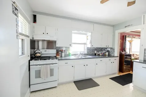308 W 9th Street Morris MN 56267