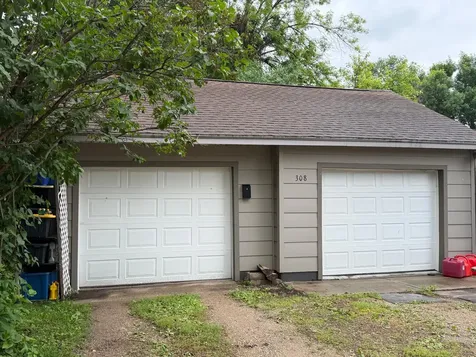 308 W 9th Street Morris MN 56267