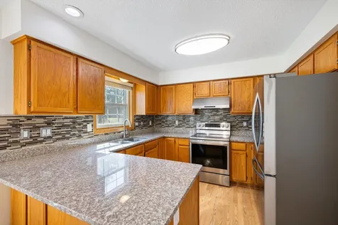 952 Moonlight Drive Woodbury MN 55125