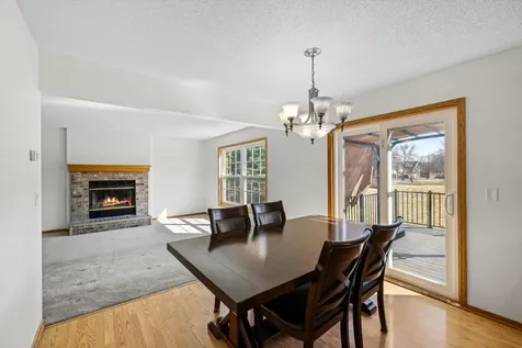 952 Moonlight Drive Woodbury MN 55125