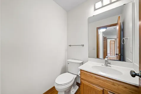 952 Moonlight Drive Woodbury MN 55125