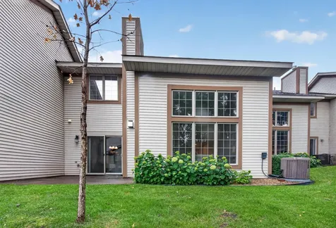 1915 Furness Street Maplewood MN 55109