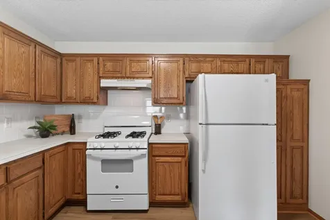 1915 Furness Street Maplewood MN 55109