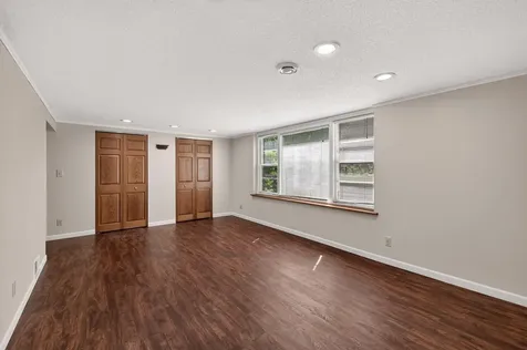 5302 Holiday Road Minnetonka MN 55345