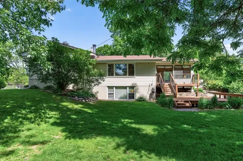 5302 Holiday Road Minnetonka MN 55345