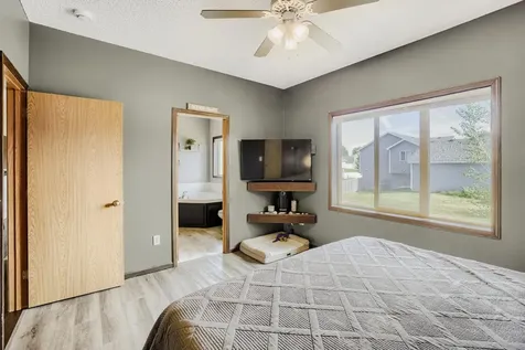 1001 Maplewood Avenue SW Isanti MN 55040