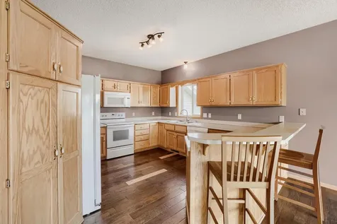 1001 Maplewood Avenue SW Isanti MN 55040