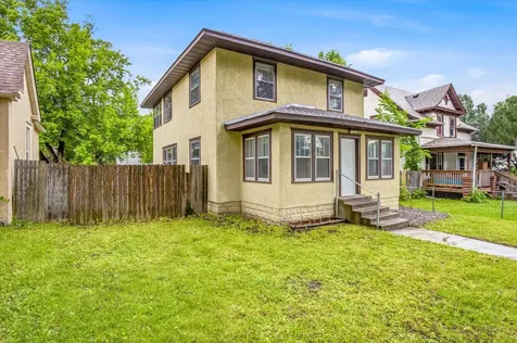 2427 Ilion Avenue N Minneapolis MN 55411