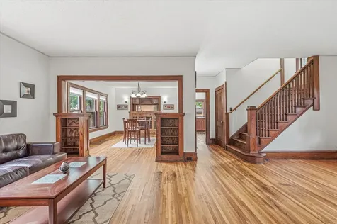 2427 Ilion Avenue N Minneapolis MN 55411