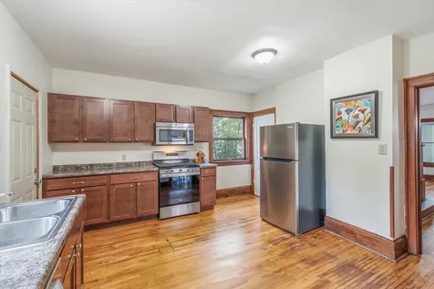 2427 Ilion Avenue N Minneapolis MN 55411