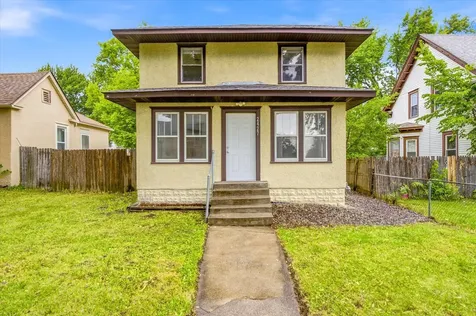 2427 Ilion Avenue N Minneapolis MN 55411