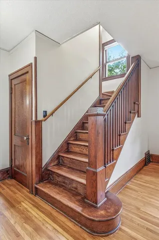 2427 Ilion Avenue N Minneapolis MN 55411