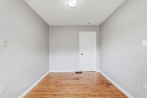 2427 Ilion Avenue N Minneapolis MN 55411