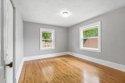 2427 Ilion Avenue N Minneapolis MN 55411