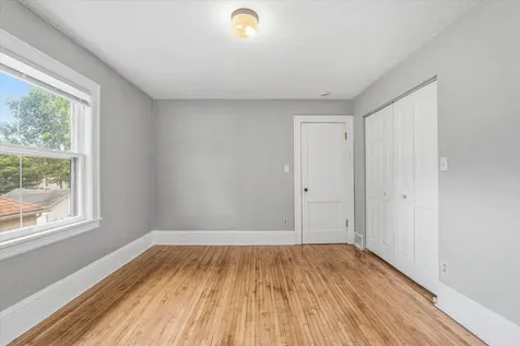 2427 Ilion Avenue N Minneapolis MN 55411