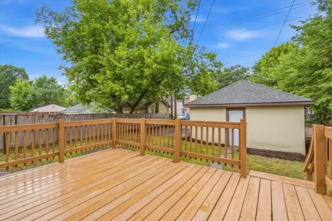 2427 Ilion Avenue N Minneapolis MN 55411