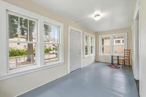 2427 Ilion Avenue N Minneapolis MN 55411