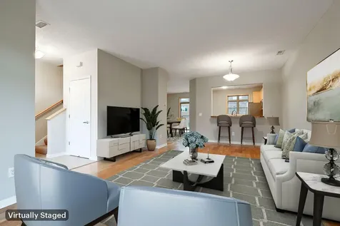 741 Victoria Street S Saint Paul MN 55102
