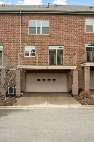 741 Victoria Street S Saint Paul MN 55102