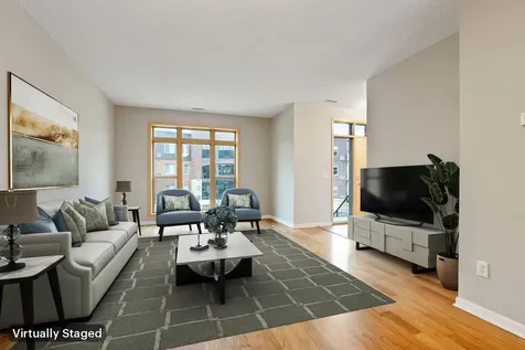 741 Victoria Street S Saint Paul MN 55102