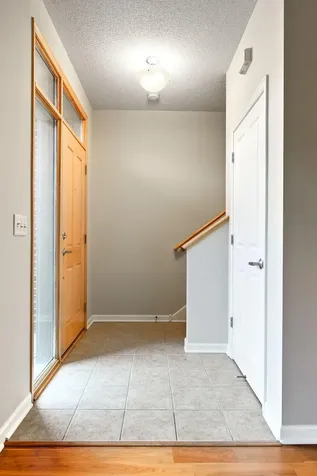 741 Victoria Street S Saint Paul MN 55102