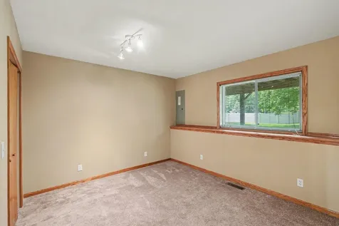 8714 E River Road NW Coon Rapids MN 55433