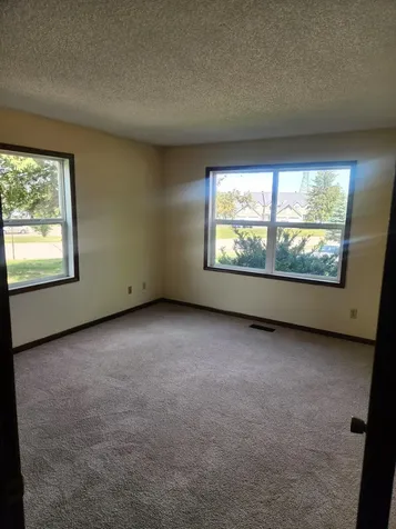 2465 Cochrane Drive Woodbury MN 55125