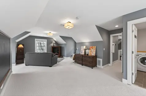 19055 Ridgewood Road Deephaven MN 55391