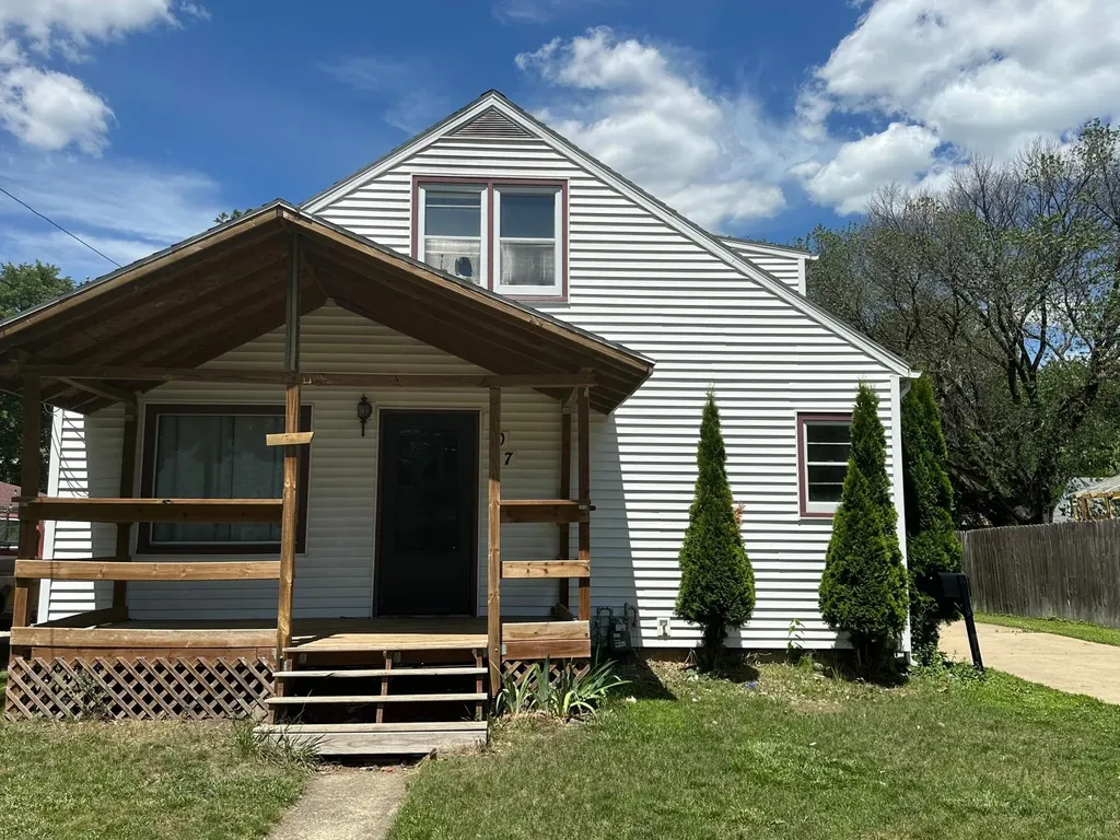 107 12th Street NW Rochester MN 55901