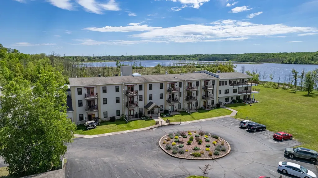 9900 Hudson Boulevard Duluth MN 55808