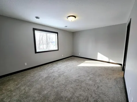867 Goves Way Madelia MN 56062