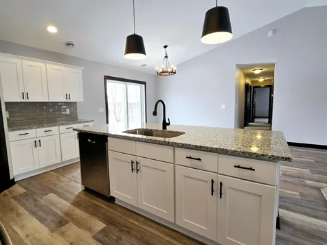 867 Goves Way Madelia MN 56062