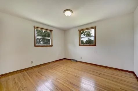 8930 23rd Avenue N Golden Valley MN 55427