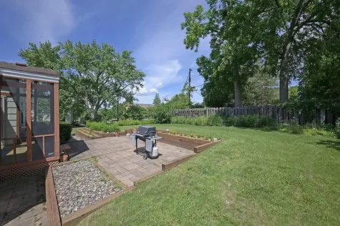 8930 23rd Avenue N Golden Valley MN 55427