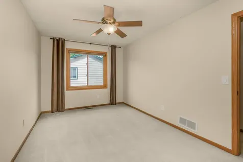 4693 Heather Ridge Road N Oakdale MN 55128