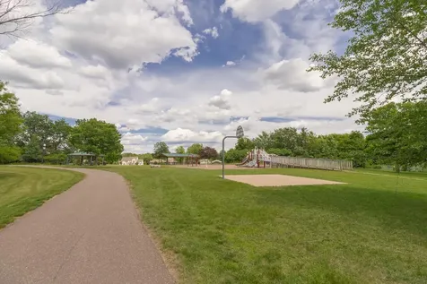 4693 Heather Ridge Road N Oakdale MN 55128