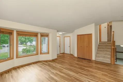 4693 Heather Ridge Road N Oakdale MN 55128