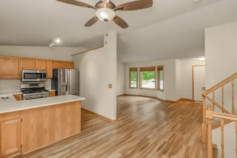 4693 Heather Ridge Road N Oakdale MN 55128