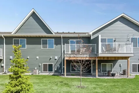 1473 Riverpointe Road Watertown MN 55388