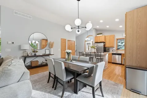 13229 6th Avenue S Zimmerman MN 55398