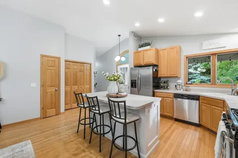 13229 6th Avenue S Zimmerman MN 55398